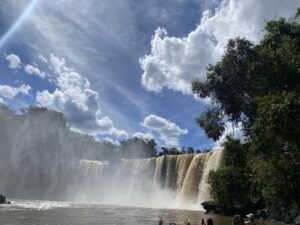 Cachoeira de São Romão fica dentro do Parque Nacional da Chapada das Mesas